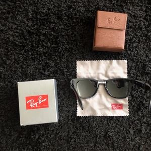 Ray-Ban Folding Wayfarer Sunglasses
